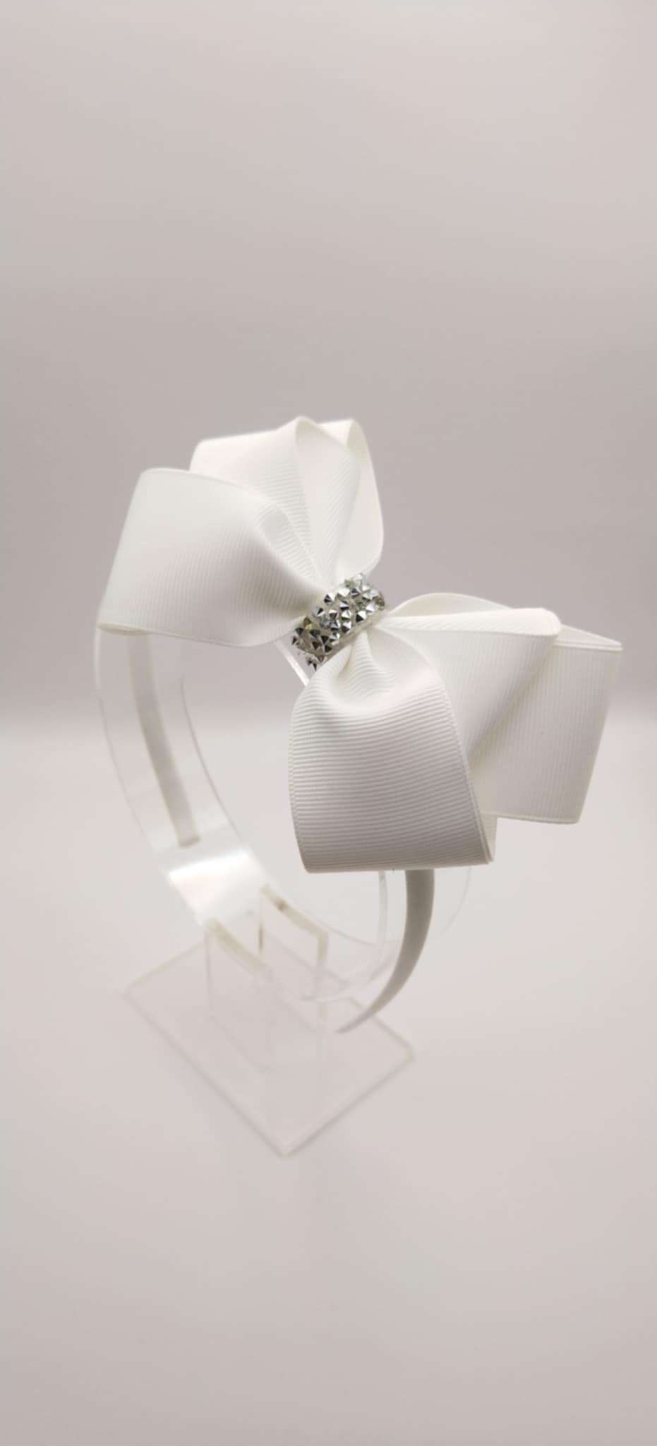 Φιόγκος στέκα λευκή κορδέλα στέκα