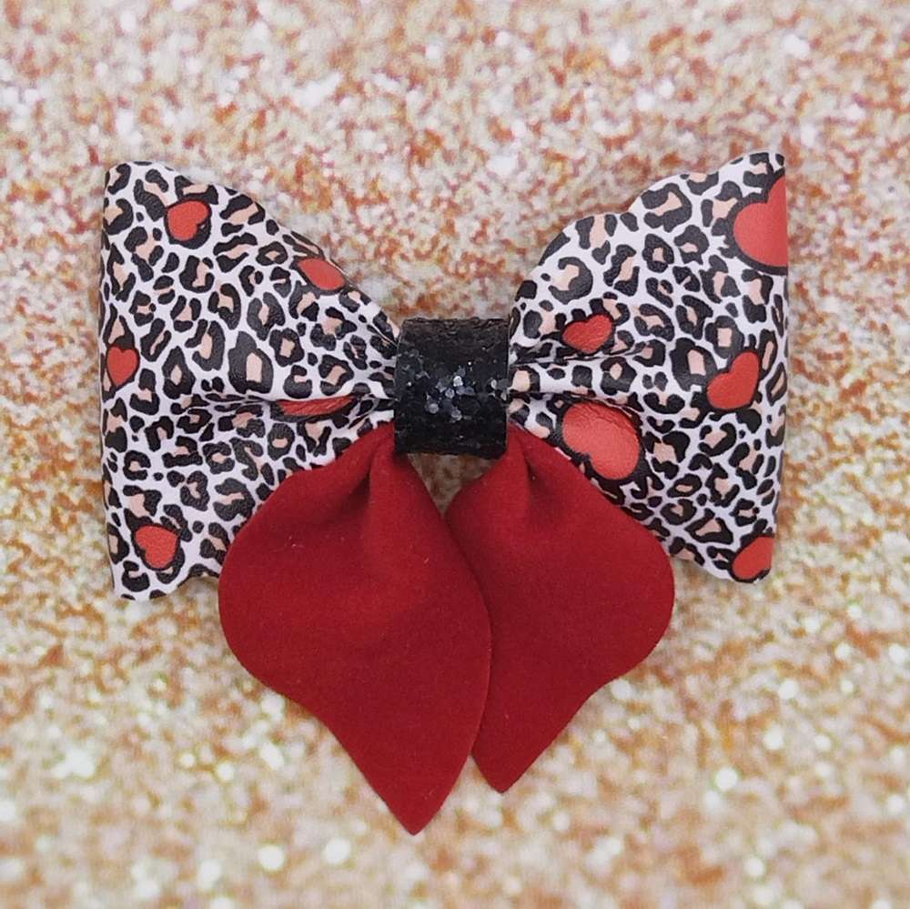 Φιόγκος κοκκινες καρδιες κροκο κλιπ στέκα