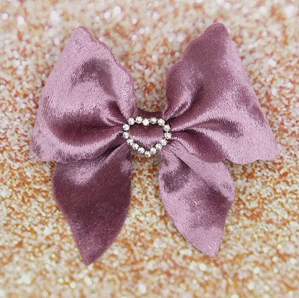 φιόγκος σαπιο μηλο κλιπ