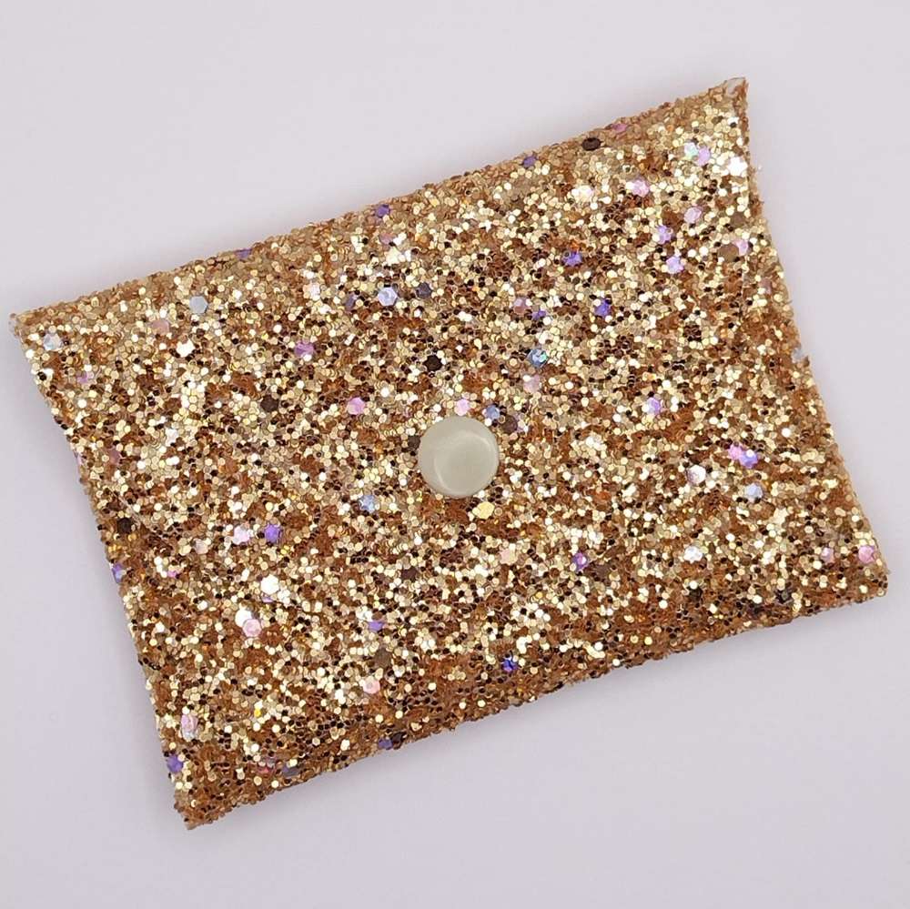 ΧΡΥΣΟ ΠΟΡΤΟΦΟΛΑΚΙ