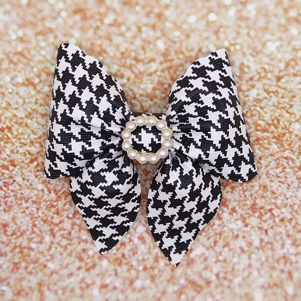 ασπρο μαυρος φιόγκος κλιπ περλες